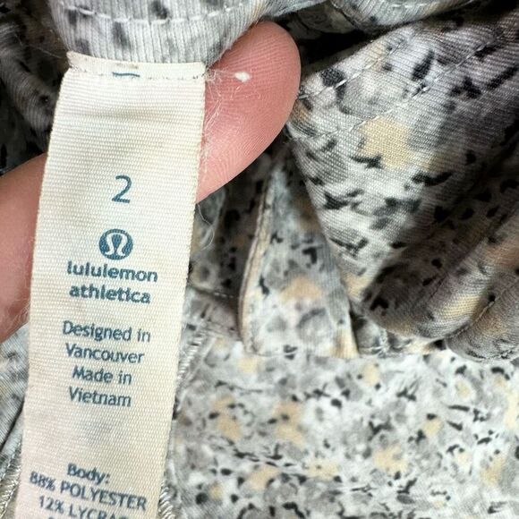 Lululemon Athletica Jacket 2 Womens Gray Fleur Silver Abstract Full-Zip Track - Picture 4 of 11